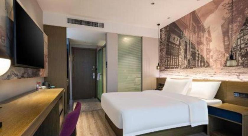 Ibis Styles Wuhan Optics Valley Square Hotel Exterior photo